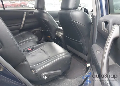 2012 Toyota Highlander Se V6 z USA, uszkodzony, nr VIN 5TDBK3EH6CS130983